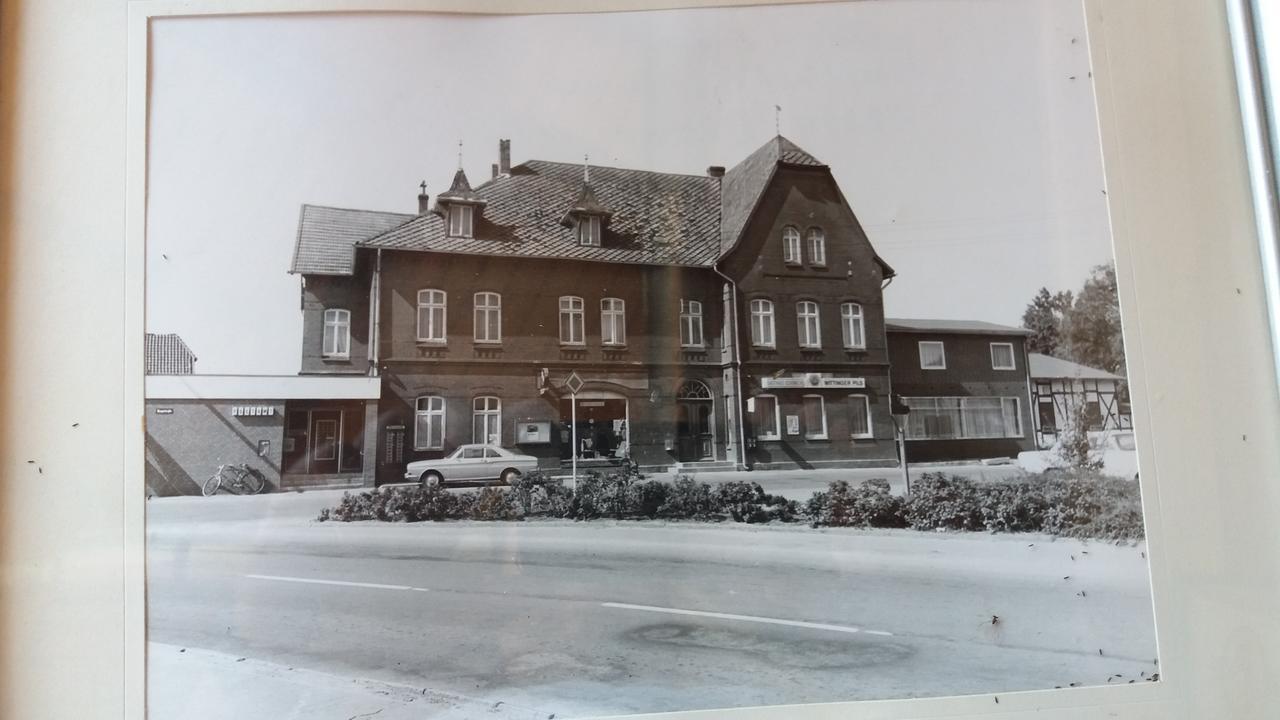 Landgasthof Schoenecke Wahrenholz ภายนอก รูปภาพ